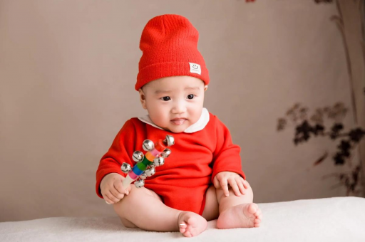 句容3个月宝宝翻身 句容3个月宝宝翻身