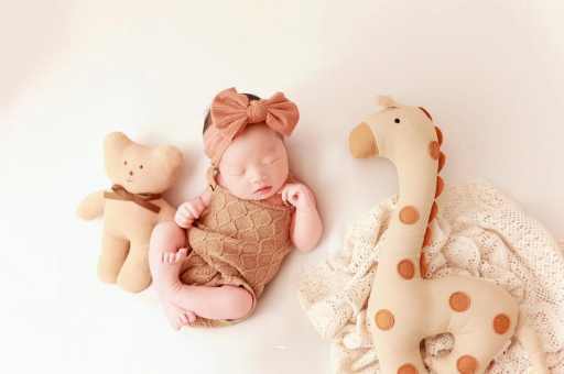 句容宝宝几个月会站